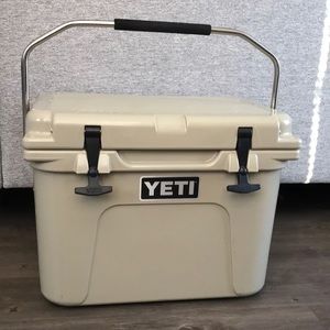 Yeti Roadie 20